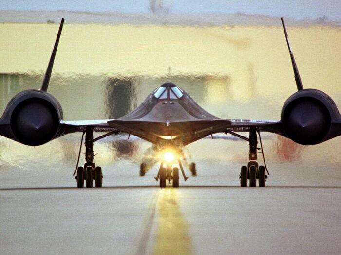 Скорость SR-71 Blackbird, вид спереди