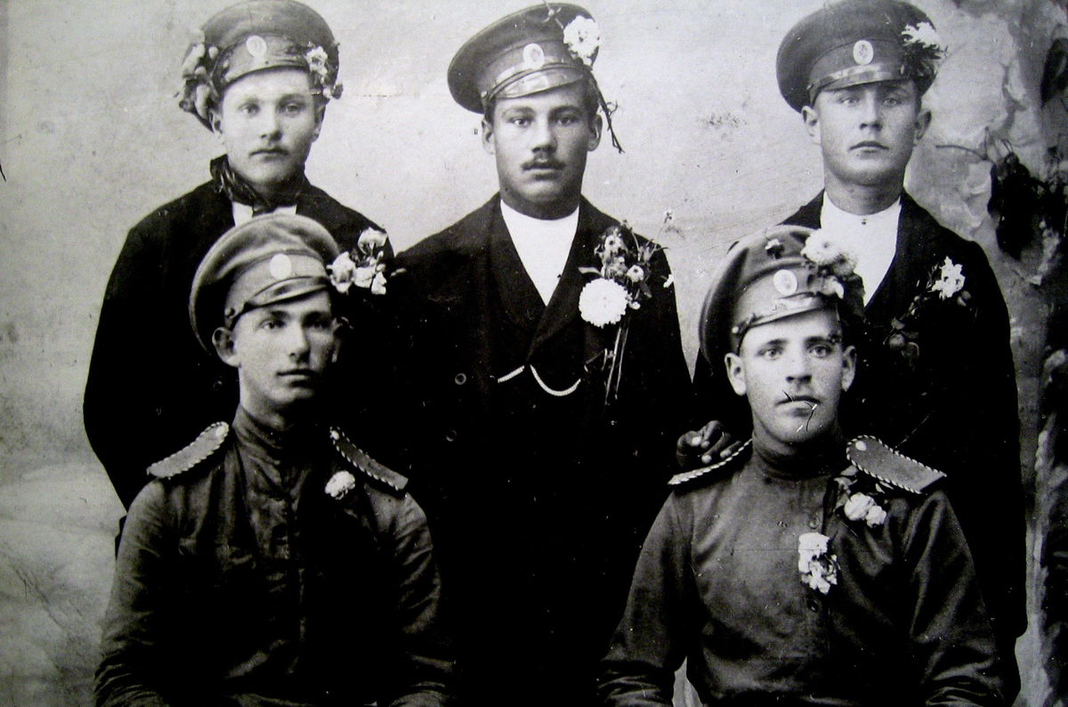     Добровольцы 3-го Курземского латышского стрелкового батальона, 1915 год / Общественное достояние