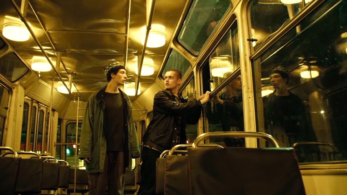 Кадр из к/ф «Путешествие на солнце и обратно».