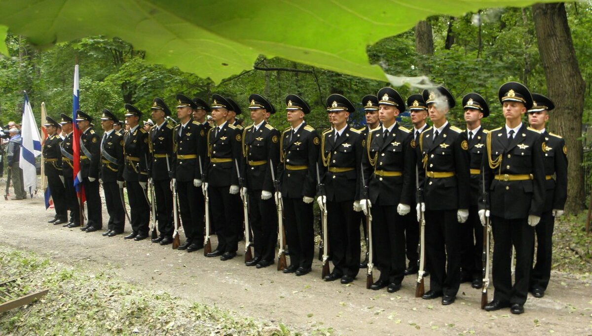 Рота почетного караула ЧФ РФ. Фото из Яндекса. 