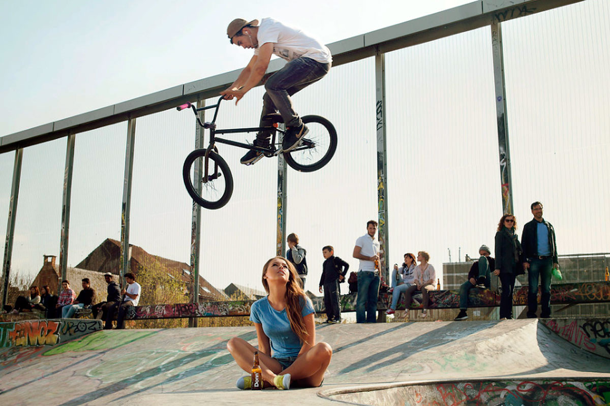 Нарцисс всегда жаждет внимания. Психопат делает ставки на вас, но сам остаётся вне игры