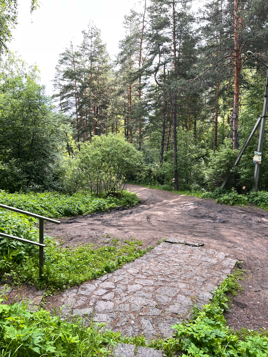 Площадка возле Дуняшкина ключа