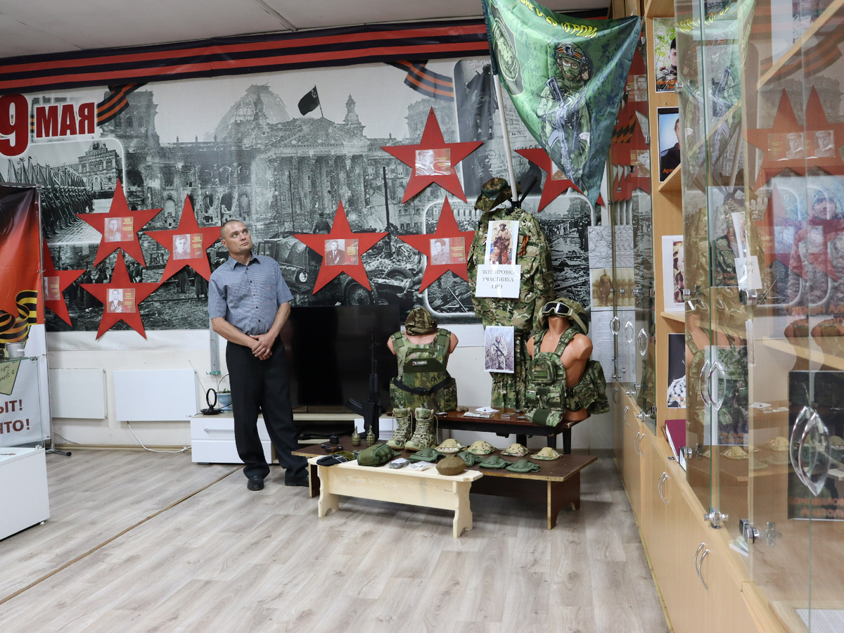 Одна из встреч с Павлом состоялась во время экскурсии в Краснотуранском музее, которую он провёл для учащихся идринской начальной школы