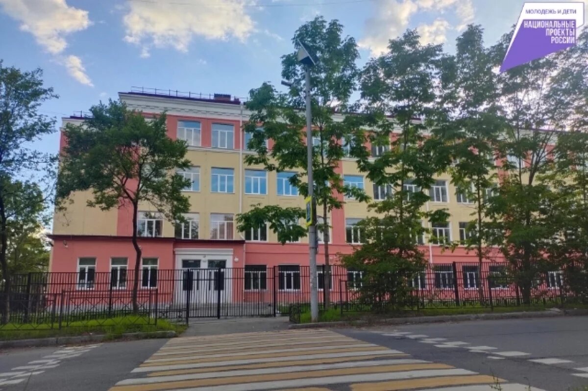    Школу №13 в Хабаровске и школу в Октябрьском отремонтировали по нацпроекту