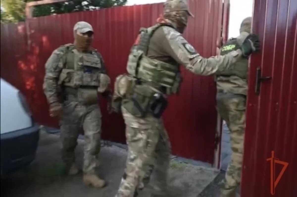    В Омске поймали аферистов, пытавшихся продать угнанные авто за миллионы