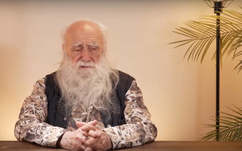Лев Клыков рассказал, для чего осенью прилетят инопланетяне и зачем необходимо срочно познать себя