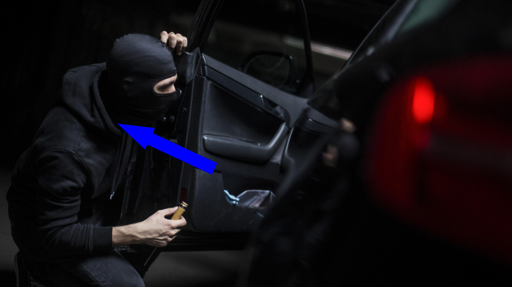    Как хакеры взламывают умные автомобили через Wi-Fi и Bluetooth