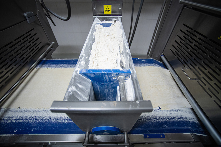    В конце мая текущего года Шаймиевым-младшим в Зеленодольске была зарегистрирована компания «Поволжский комбинат хлебопродуктов» (ПКХП), основной вид деятельности которой — производство муки из зерновых культур.   
Фото: © Ilya Moskovets / URA.RU / www.globallookpress.com