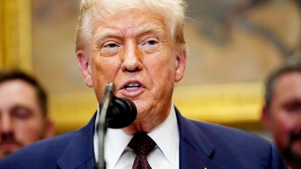 Когда Путин молчит, им становится страшно: почему Трамп требует и ждет ответа президента России