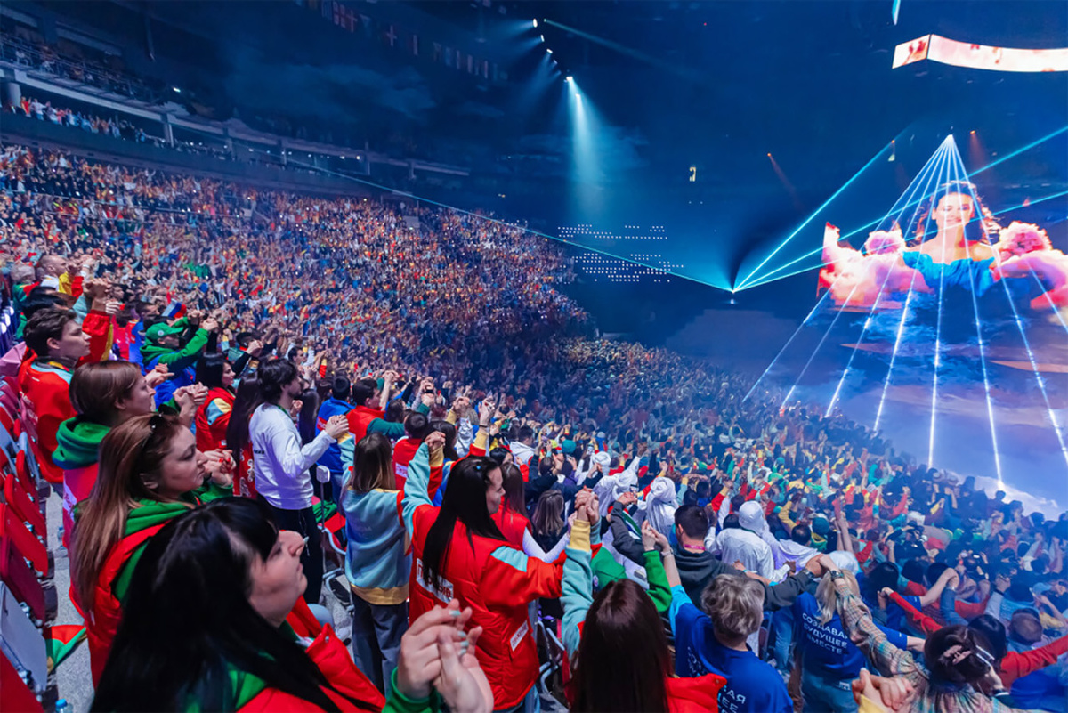     Предыдущий большой молодежный фестиваль в Сочи принял 20 тыс. молодых лидеров из 190 стран мира. В Красноярске в следующем году планируется чуть меньше, но все равно фестиваль в Сибири может превзойти Универсиаду–2019
