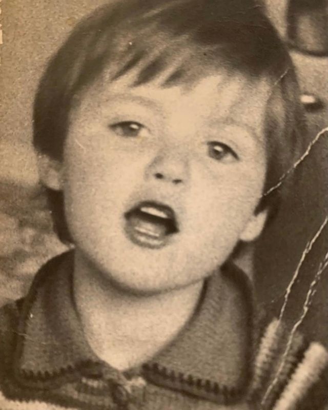 Юлия Меньшова в детстве / Фото: @juliavmenshova
