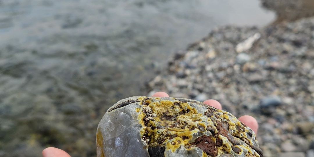 В поисках самоцветов