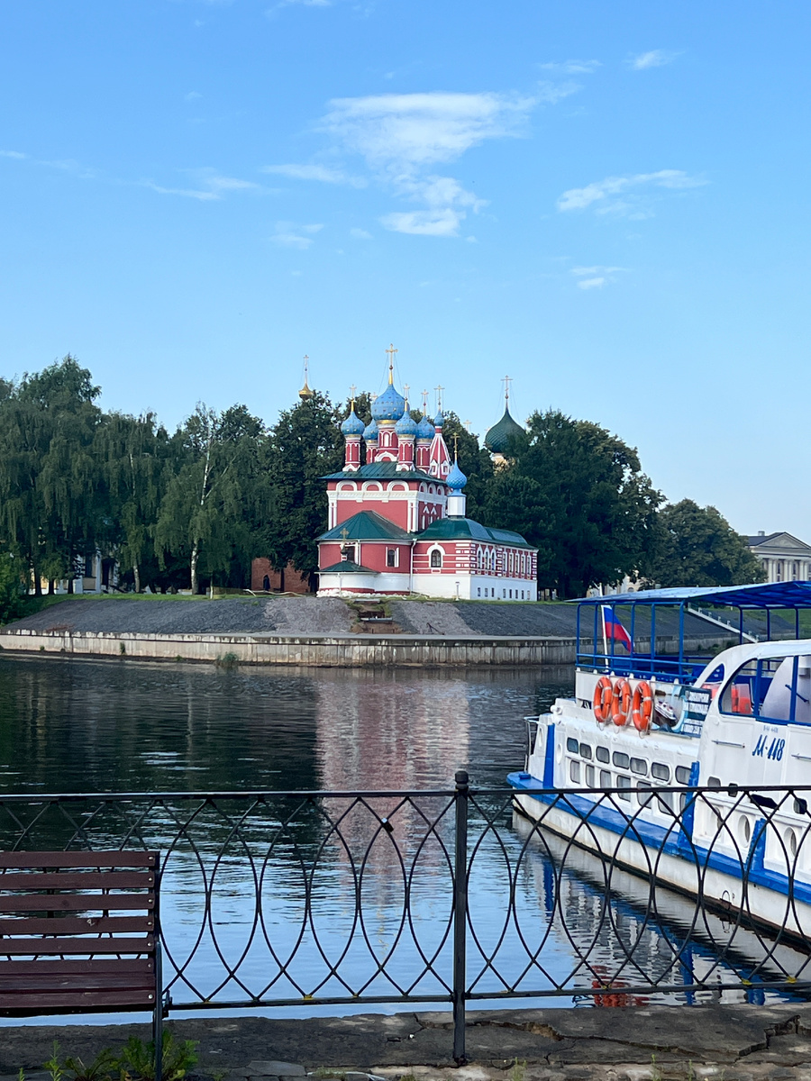Церковь «Дмитрия на крови» в Кремле