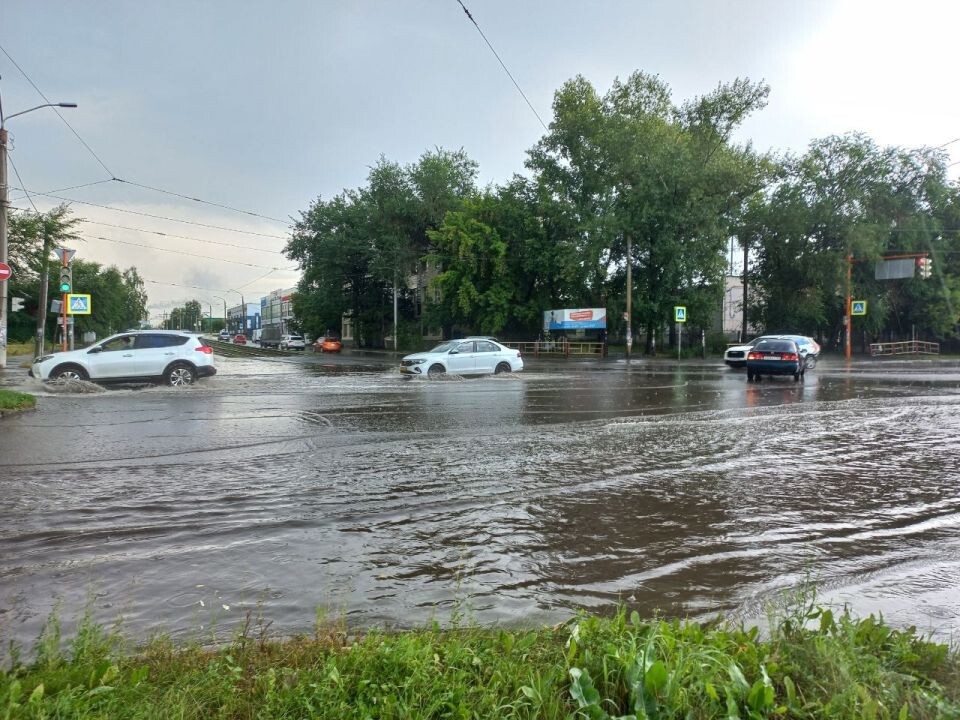    Дождь в Барнауле. Источник: Толк