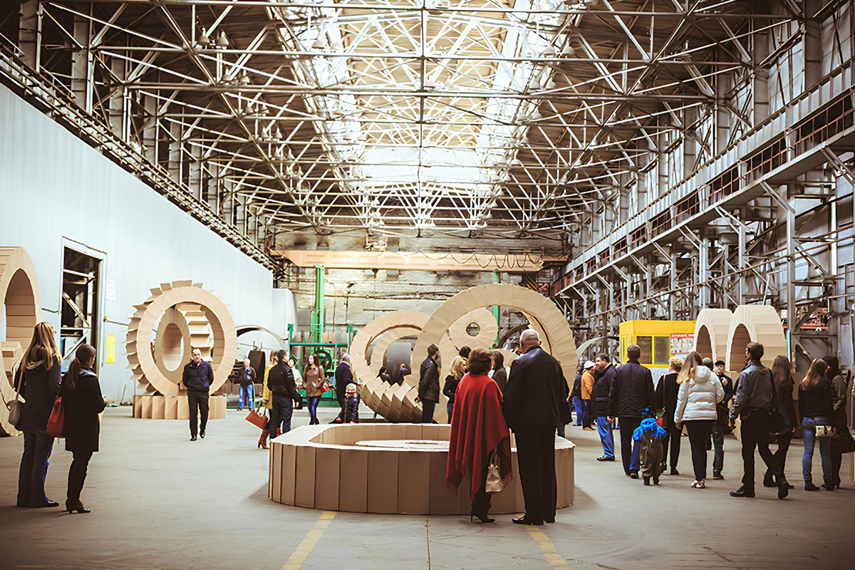 Уральская индустриальная биеннале: Как Екатеринбург меняет мировое искусство?