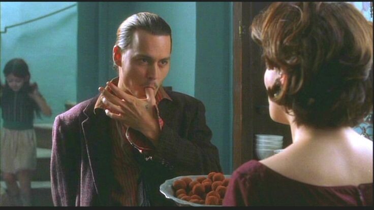 кадр из фильма "Шоколад" 2000 г.