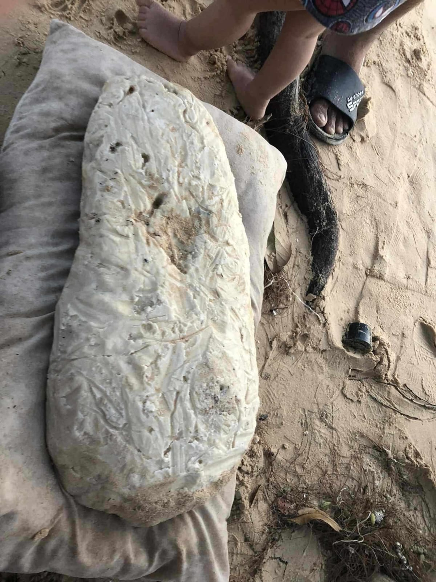 Хорошо поел - хорошо отрыгнул. Спасибо, кашалот! 