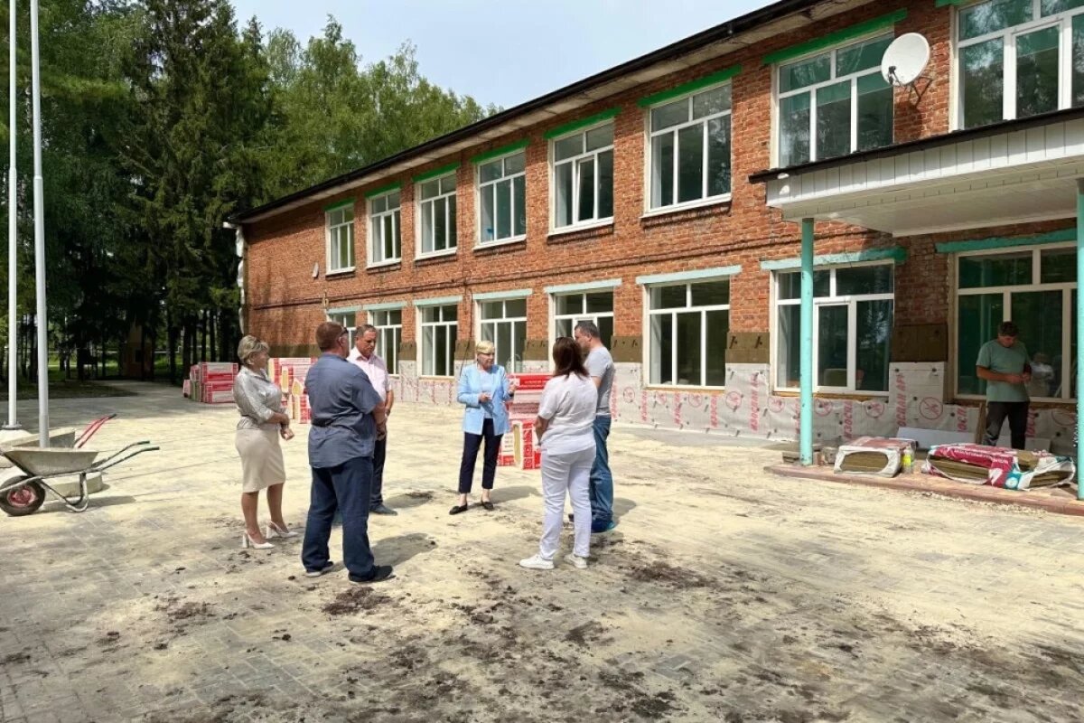    Школу в тамбовском селе впервые обновили про проекту «Единой России»