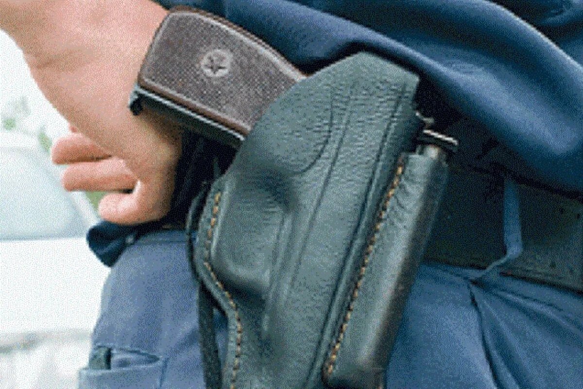    На Урале полицейским пришлось стрелять при погоне за подростком на ВАЗ-2107