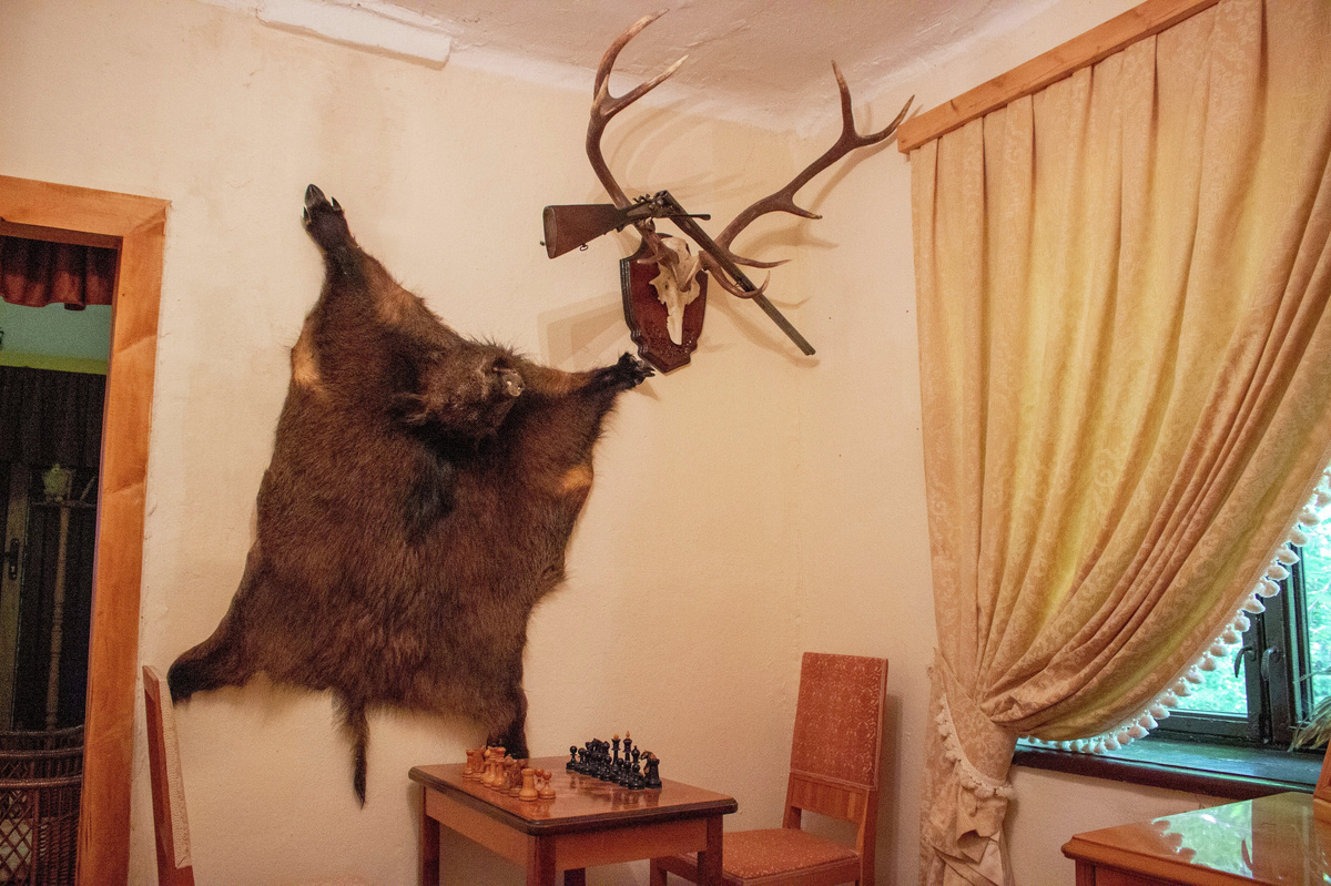 Царский охотничий домик на территории Национального парка «Крымский» // Туристический портал Республики Крым, Олег Древницкий