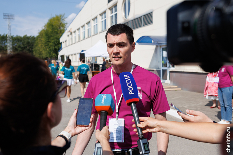    Он пройдет в Костяевке с 1 по 3 августа. Сегодня участники отправились на базу от спорткомплекса "Юбилейный"