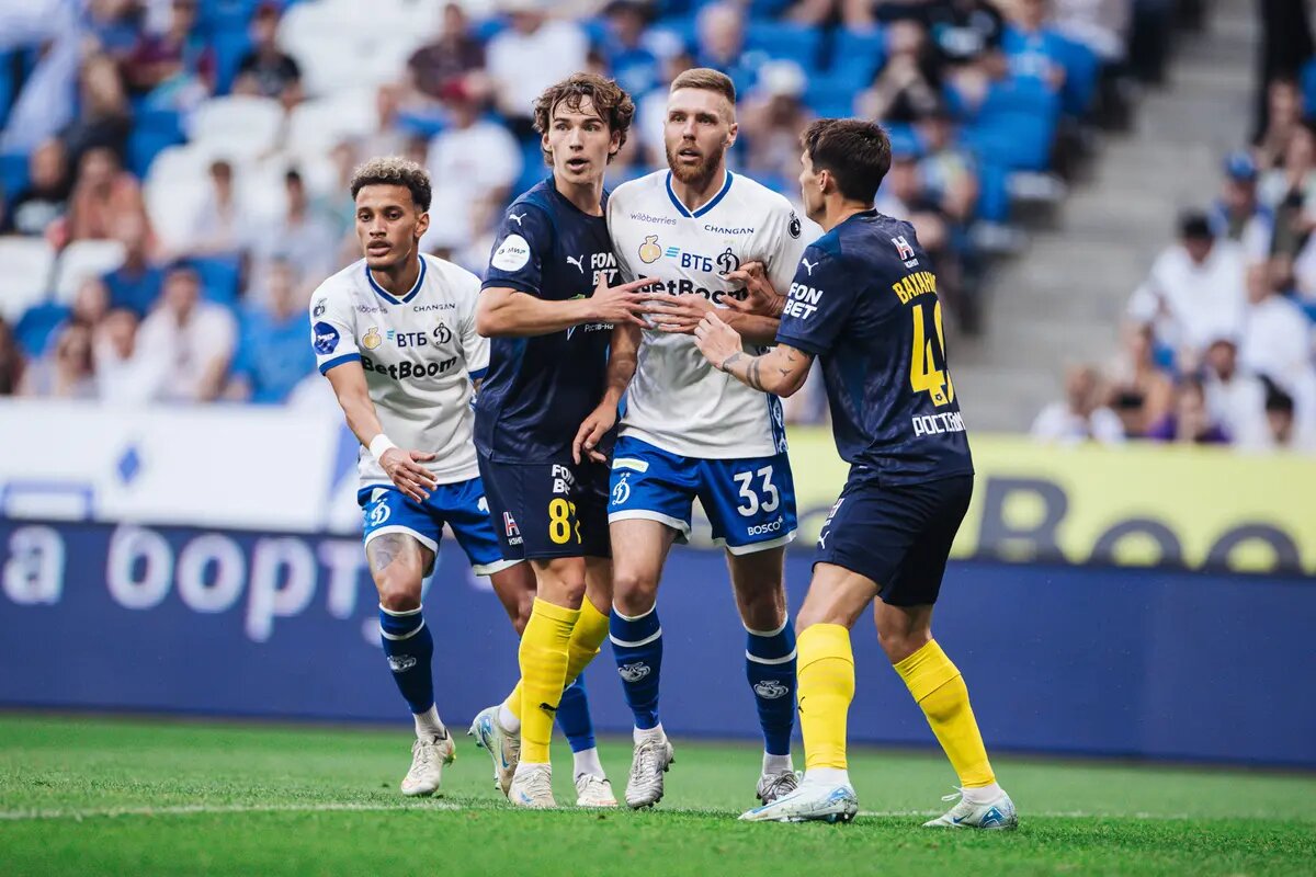 Иван Сергеев в матче против "Ростова". Фото ФК "Динамо" 