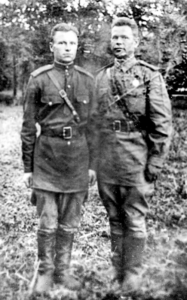 Т.Ф. Форзун (слева) с другом. Фото на память. / ФОТО из архива редакции Администратор  📷
