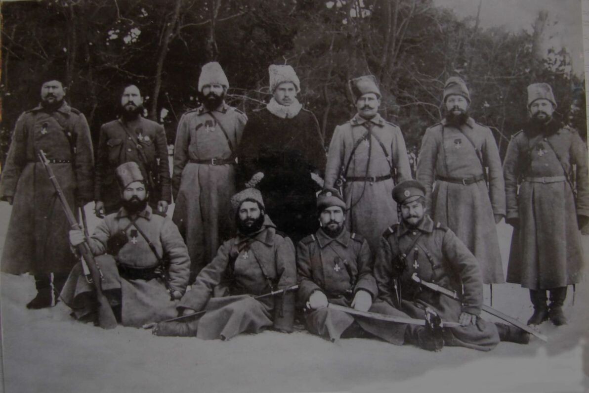 Донские казаки, вышедшие из окружения