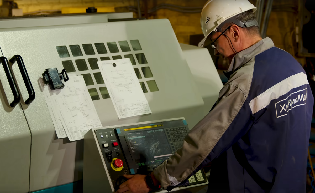 Наш коллега, который консультировал в технических аспектах статей