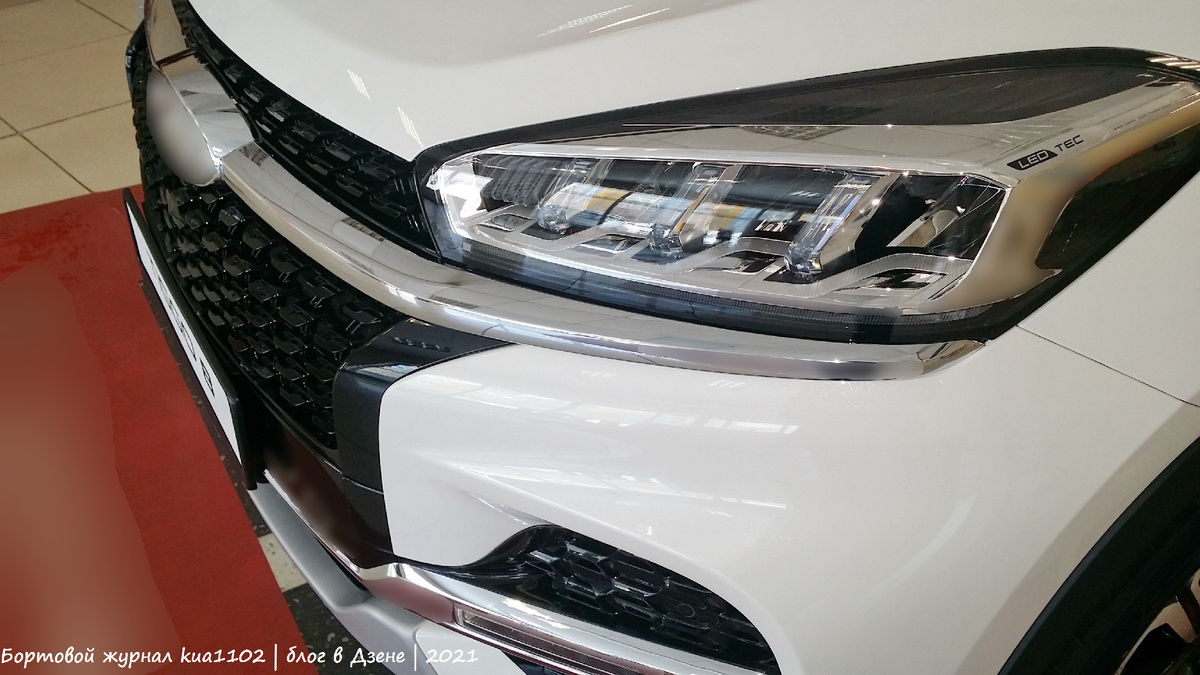 Вид спереди на семиместный кроссовер Chery Tiggo 8. Автор фотографии kua1102