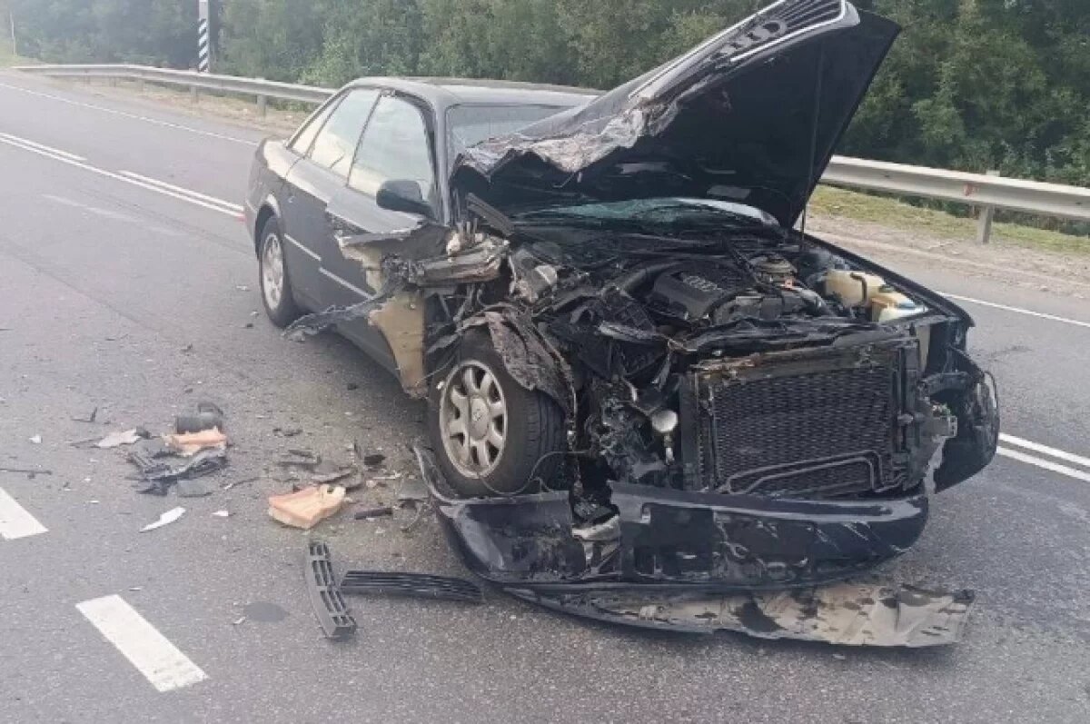    Пассажирка иномарки пострадала в ДТП с рейсовым автобусом под Брянском