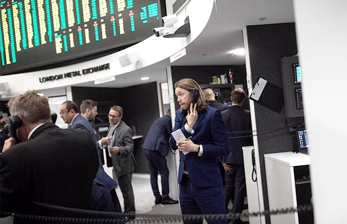 В середине июля 2025 года цены на цинк на ЛМЭ резко выросли в течение всего лишь нескольких торговых сессий.