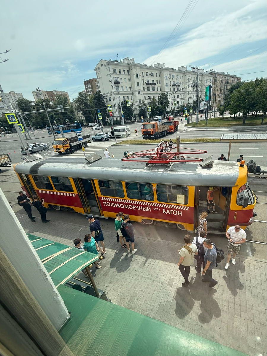 Фото автора канала. Парад ретротрамваев.
