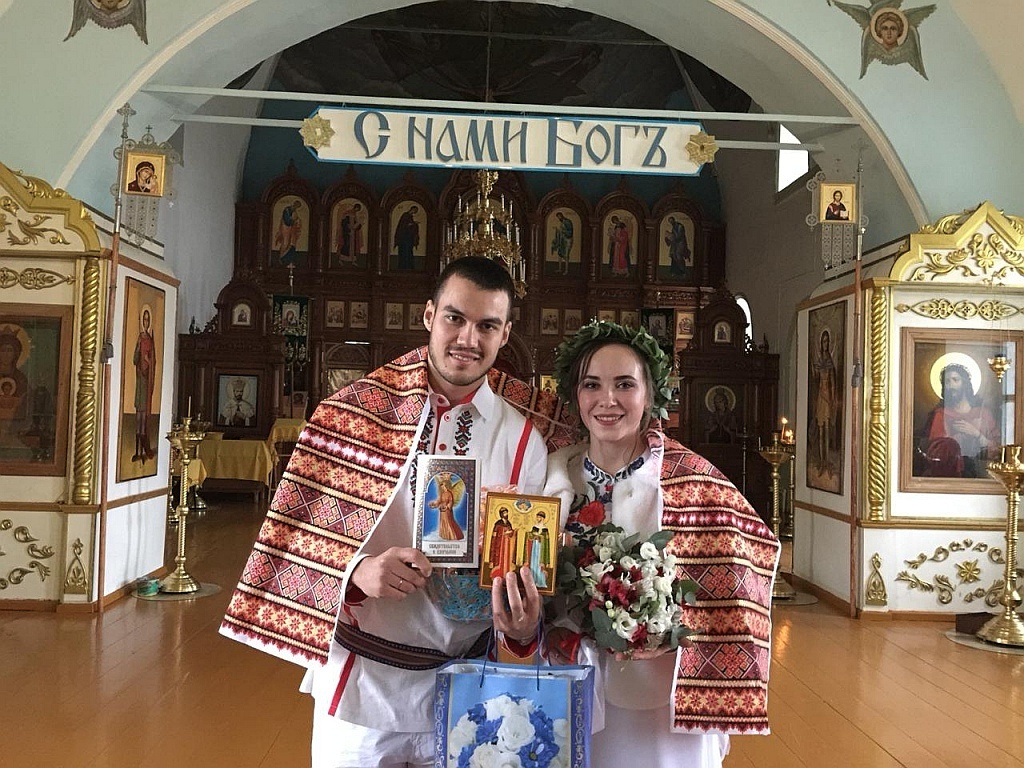 Какие народы нашей страны, кроме русских, верят в Христа?