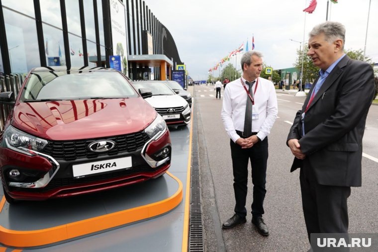 АвтоВАЗ вынужден снижать цены