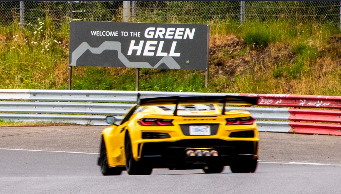 Король Нюрбургринга: Chevrolet Corvette ZR1 отбирает корону у Ford