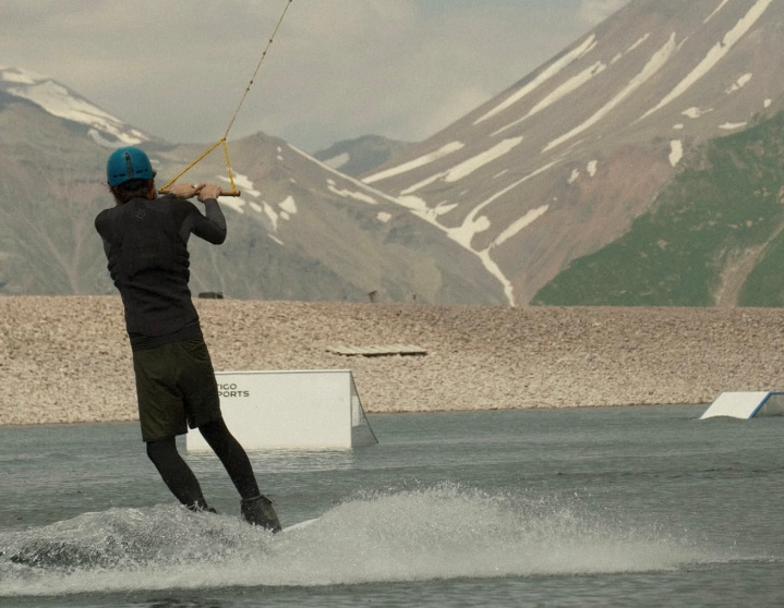 Вейк-парк White rabbit на горнолыжном курорте Гудаури, Грузия