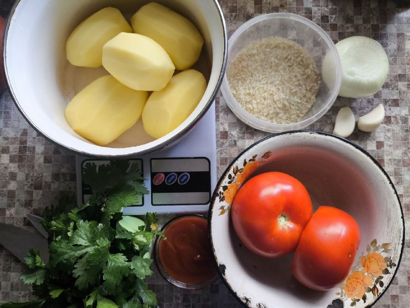 Тут нет только соевого фарша, потому что вспомнила я пронего позже.