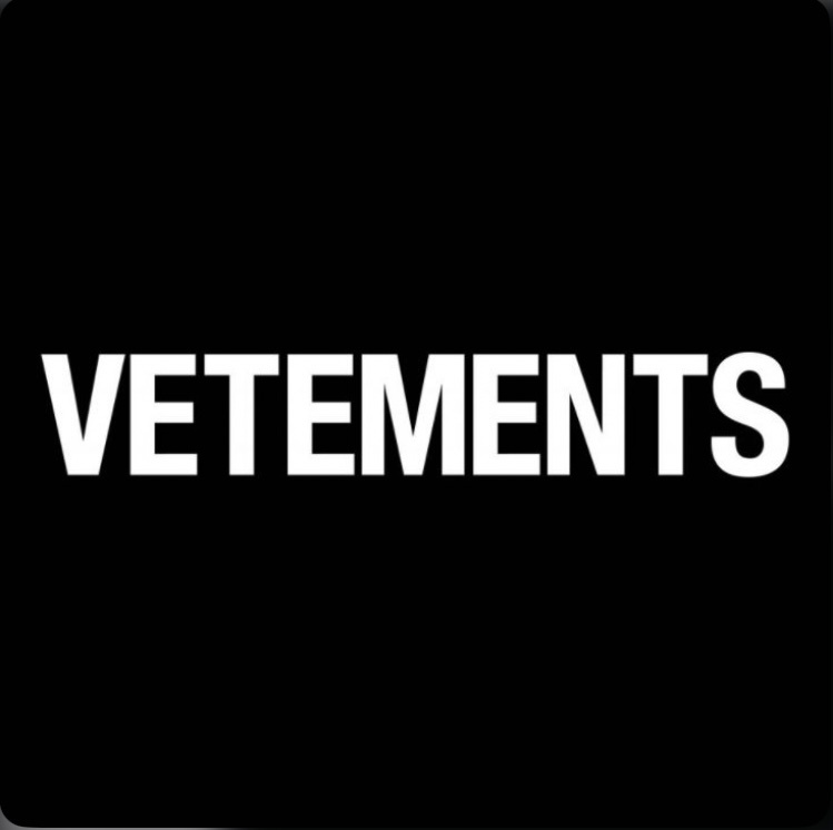 Логотип Vetements