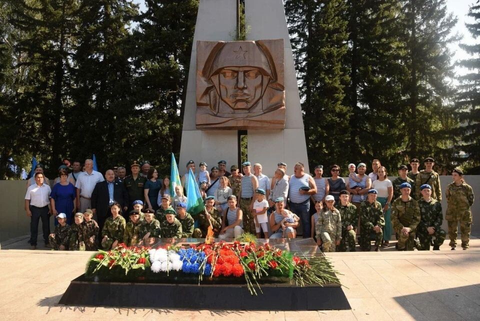    День ВДВ в Горно-Алтайске, 2023 год. Источник: t.me/gornoaltaysk_official