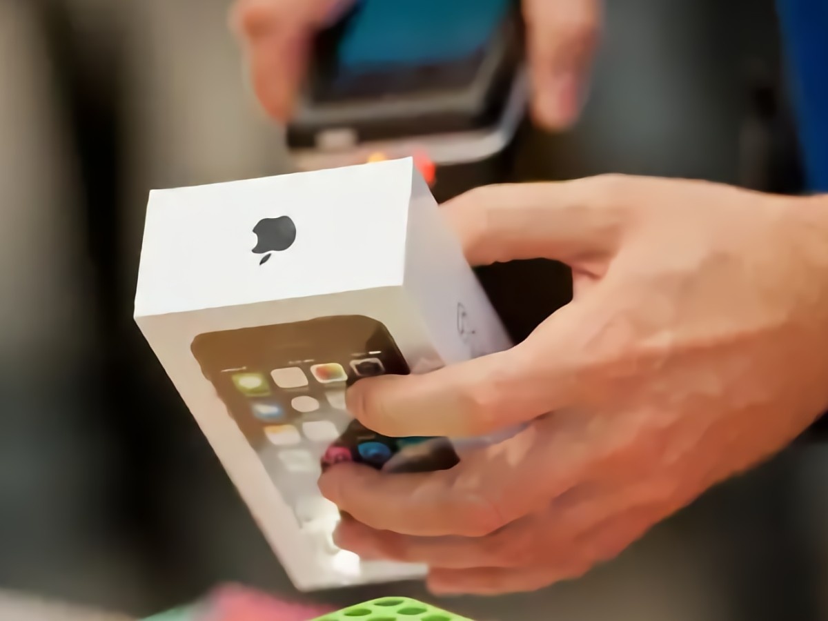    Тим Кук: Apple продала трёхмиллиардный iPhone