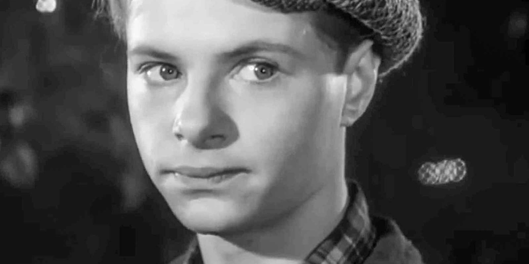 "Воспитание через унижение" в фильме "Сын" (1955)