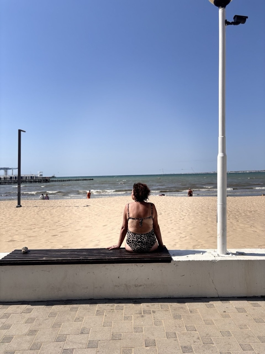   Евгения ОСТРАЯ