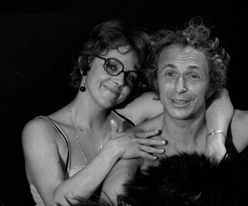 Пьер Ришар и Колетт Кастель в фильме про высокого блондина.