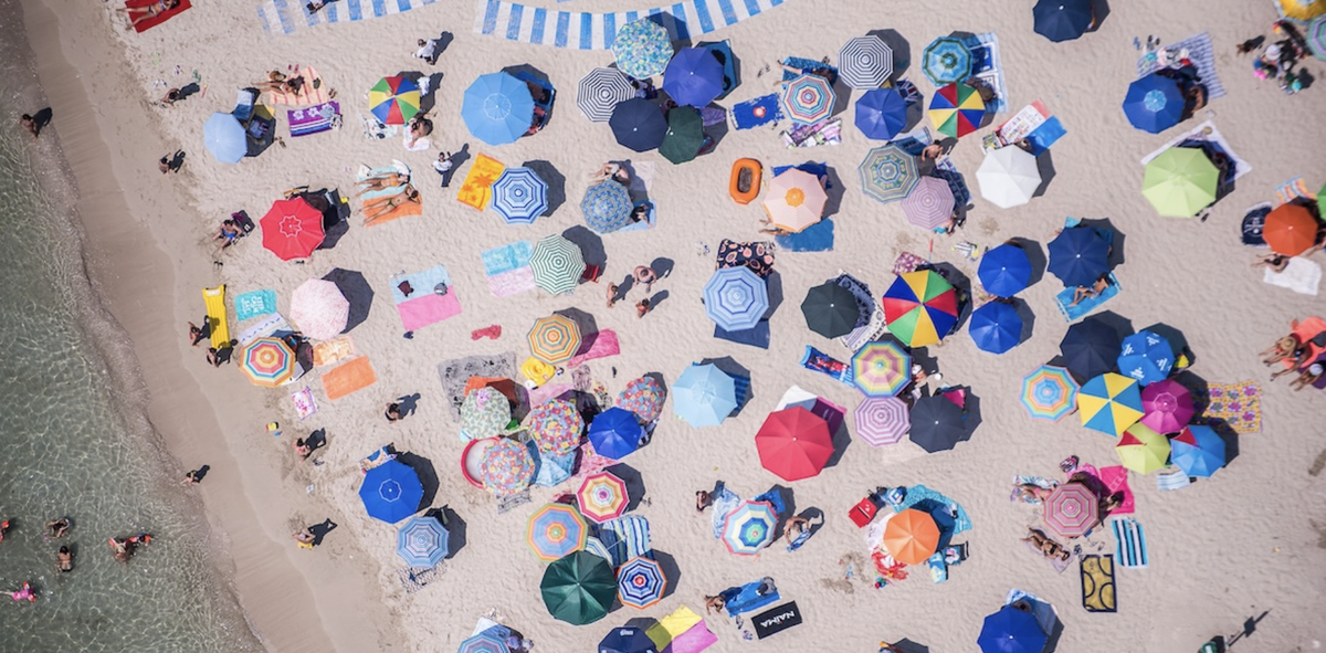 Итальянский пляж в августе