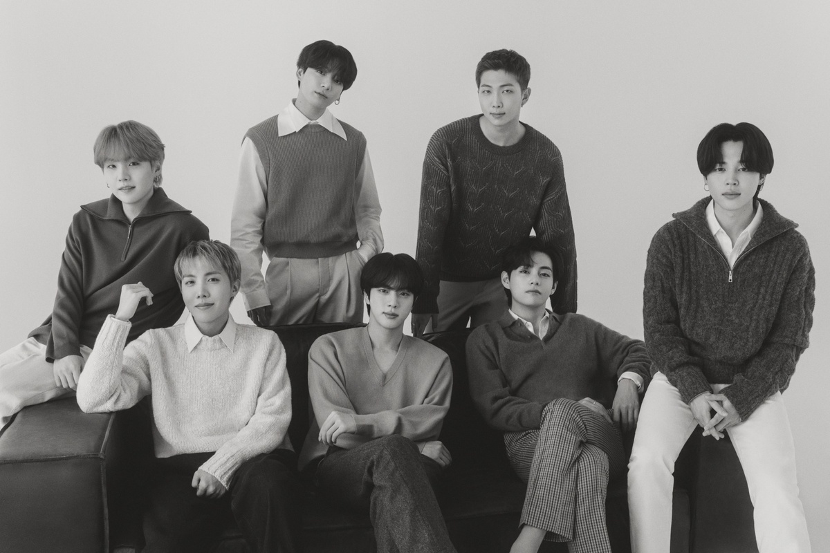     BTS получили престижную награду за свой уникальный поп-ап проект