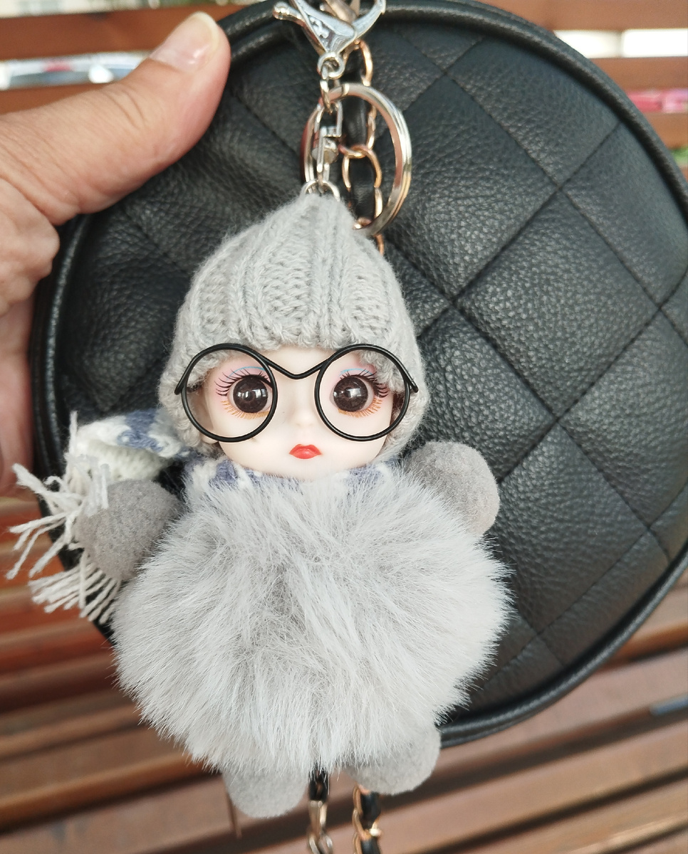 Куколка-брелок. Для барышни Варвары. Звать Камилла.