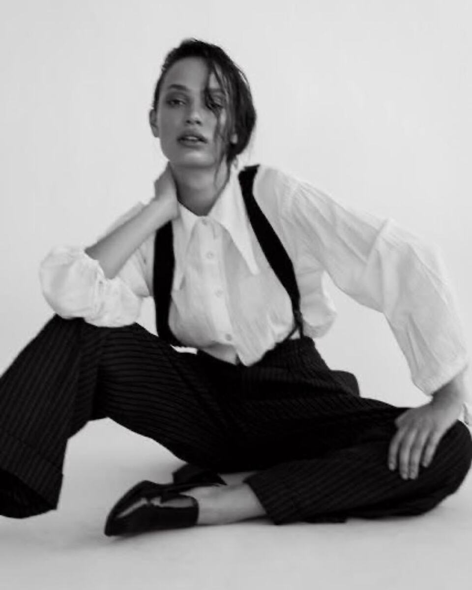 Мобильное приложение стиля N2B