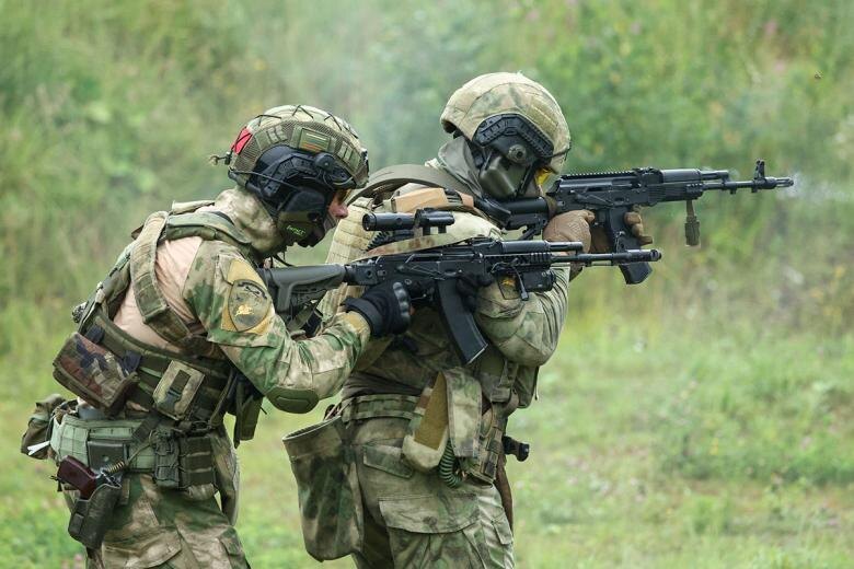 Не десант, а тупость! Как Белоусов уничтожил британских наёмников ВСУ на Тендровской косе