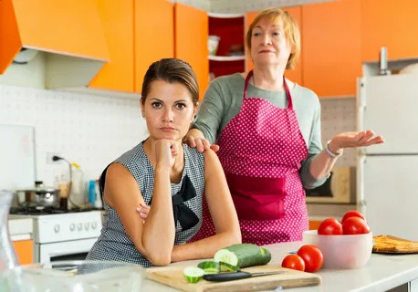 (Реальная история о том, как мы с мужем расшифровывали послания его мамы в нашем же холодильнике)